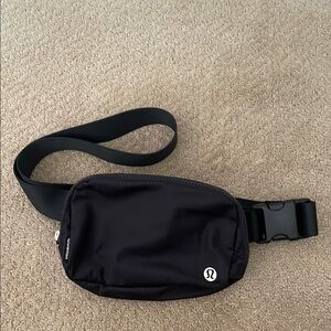 lululemon athletica Belt Bag